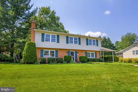 213 Wildman St NE, Leesburg, VA 20176