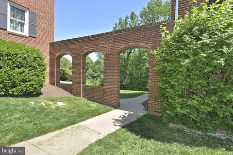 1059 Warwick Ct, Sterling, VA 20164 photo 27