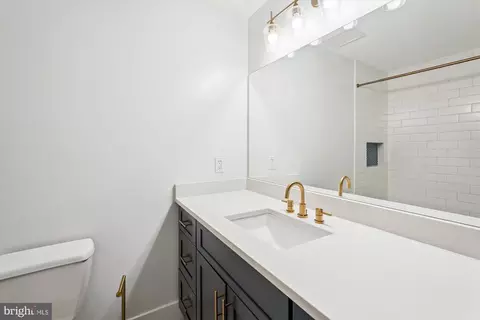 1059 Warwick Ct, Sterling, VA 20164 photo 18