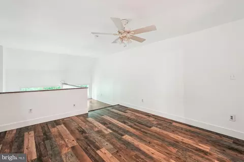 1059 Warwick Ct, Sterling, VA 20164 photo 16