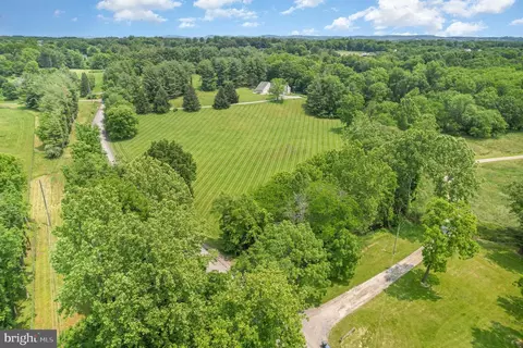 View/Area - 16222 Hampton Rd, Hamilton, VA 20158 photo 1 of 1