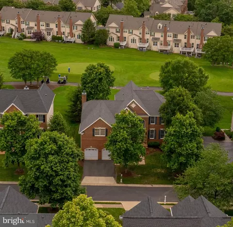 View/Area - 43229 Augustine Pl, Ashburn, VA 20147 photo 1 of 8