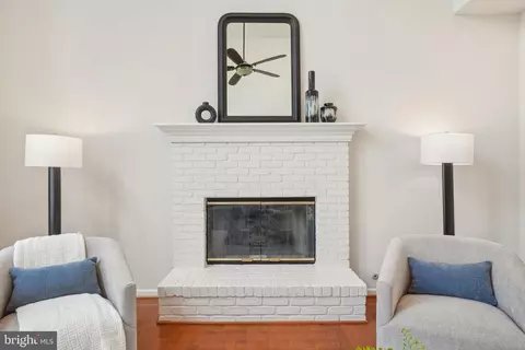 Other - 25487 Dabner Dr, Chantilly, VA 20152 photo 4 of 25