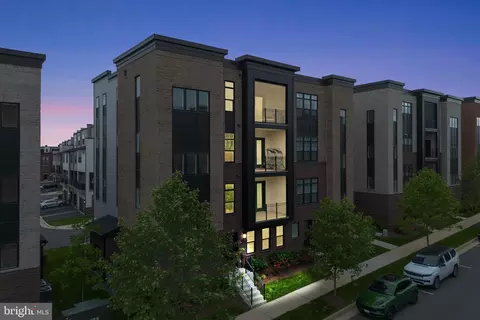 43443 Croson Ln #400, Ashburn, VA 20148