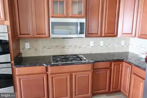 21627 Romans Dr, Ashburn, VA 20147 photo 4