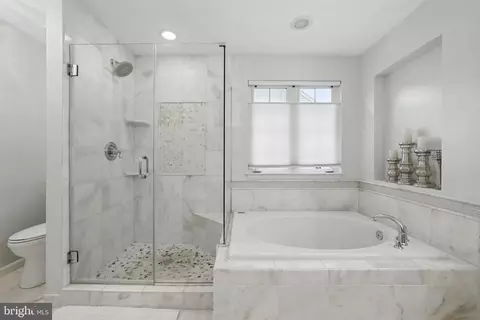 Bath - 25892 Pinebluff, Chantilly, VA 20152 photo 1 of 5