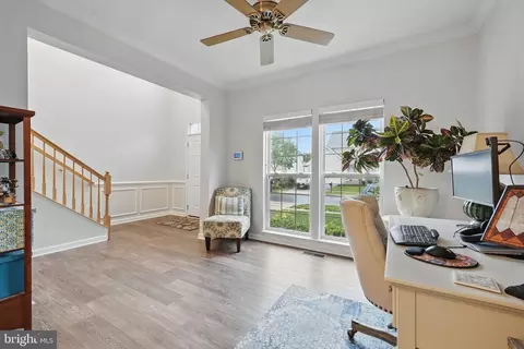 Entry Way - 25892 Pinebluff, Chantilly, VA 20152 photo 3 of 5