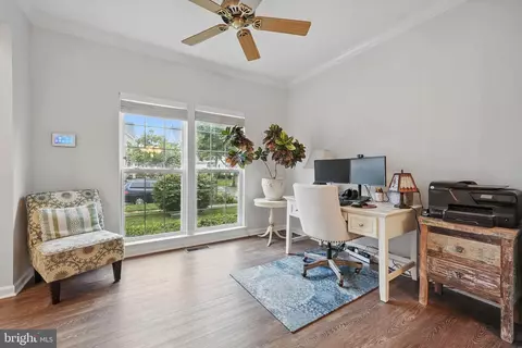 Entry Way - 25892 Pinebluff, Chantilly, VA 20152 photo 2 of 5