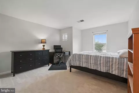 Bedroom - 25892 Pinebluff, Chantilly, VA 20152 photo 3 of 8