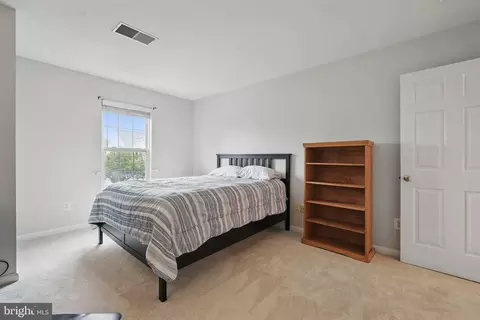 Bedroom - 25892 Pinebluff, Chantilly, VA 20152 photo 4 of 8