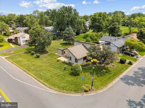 View/Area - 167 S Fox Rd, Sterling, VA 20164 photo 1 of 9