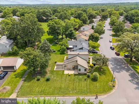 View/Area - 167 S Fox Rd, Sterling, VA 20164 photo 2 of 9