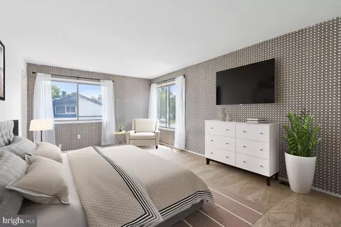 Bedroom - 167 S Fox Rd, Sterling, VA 20164 photo 1 of 7