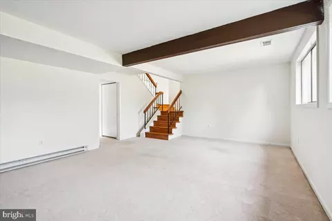 Living - 167 S Fox Rd, Sterling, VA 20164 photo 8 of 11
