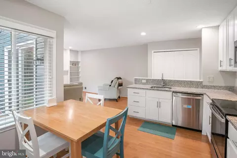 Kitchen - 261 E Juniper Ave, Sterling, VA 20164 photo 2 of 2