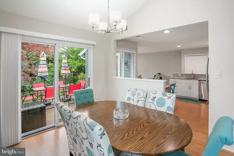 Dining - 261 E Juniper Ave, Sterling, VA 20164 photo 3 of 3
