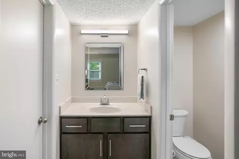 Bath - 261 E Juniper Ave, Sterling, VA 20164 photo 1 of 3
