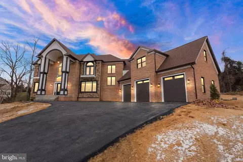 40925 Alysheba Dr, Leesburg, VA 20176