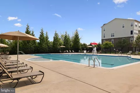 25211 Briargate Ter, Chantilly, VA 20152 photo 49