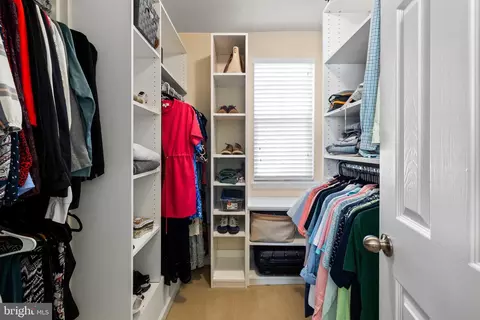 25211 Briargate Ter, Chantilly, VA 20152 photo 31