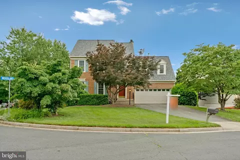 46409 Woodlake Pl, Sterling, VA 20165
