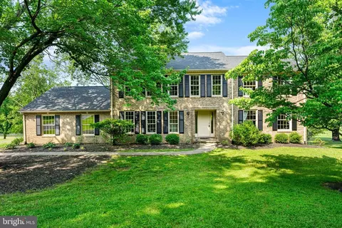 39627 Rodeffer Rd, Lovettsville, VA 20180