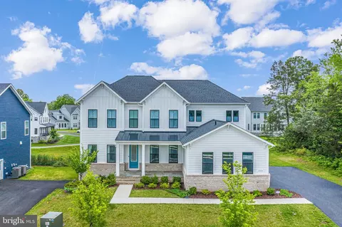 23926 Bigleaf Ct, Aldie, VA 20105