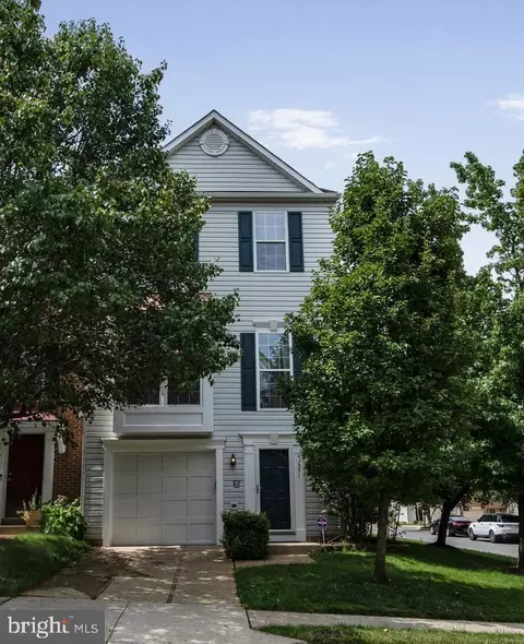 45571 Trestle Ter, Sterling, VA 20166