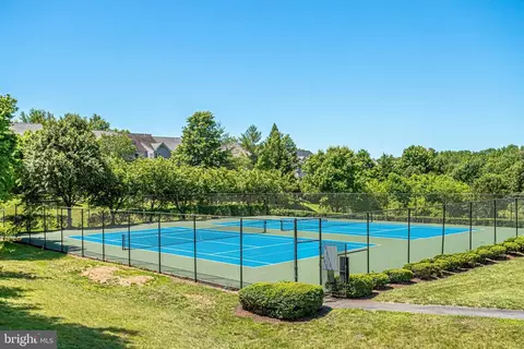 20931 Trinity Sq, Sterling, VA 20165 photo 45