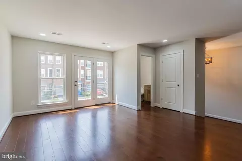 23480 Epperson Sq, Brambleton, VA 20148 photo 25