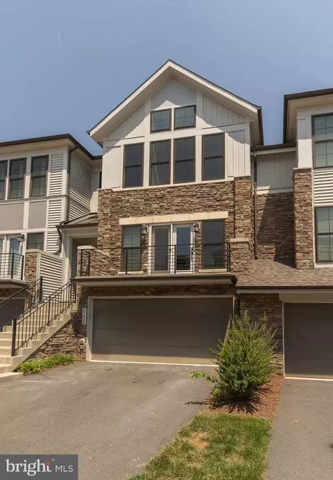 23480 Epperson Sq, Brambleton, VA 20148 photo 49