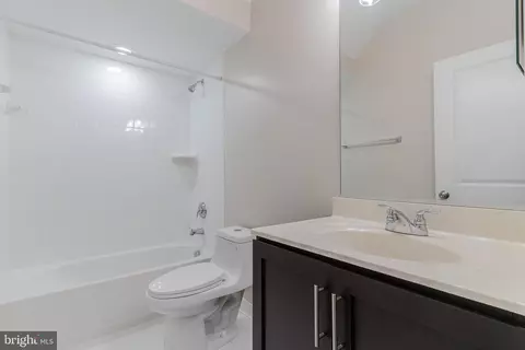23480 Epperson Sq, Brambleton, VA 20148 photo 18