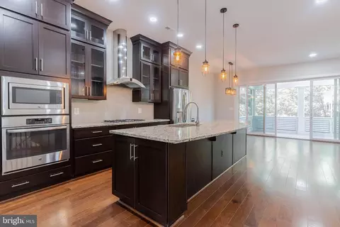 23480 Epperson Sq, Brambleton, VA 20148 photo 4