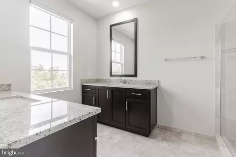 23480 Epperson Sq, Brambleton, VA 20148 photo 34