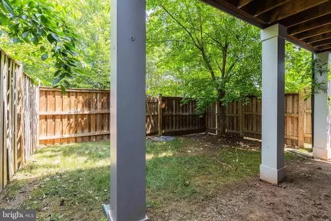 23480 Epperson Sq, Brambleton, VA 20148 photo 48