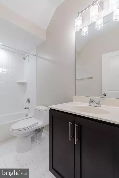 23480 Epperson Sq, Brambleton, VA 20148 photo 19