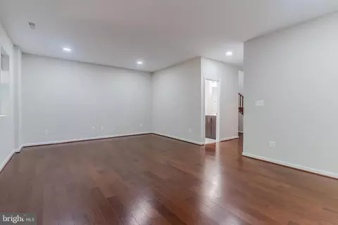 23480 Epperson Sq, Brambleton, VA 20148 photo 22