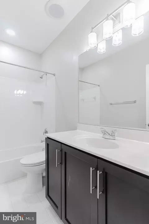 23480 Epperson Sq, Brambleton, VA 20148 photo 38