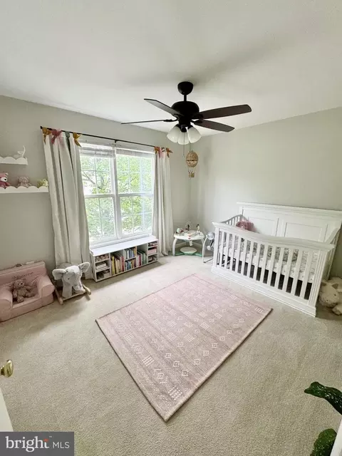 Bedroom - 43048 Zander Ter, Ashburn, VA 20147 photo 2 of 5
