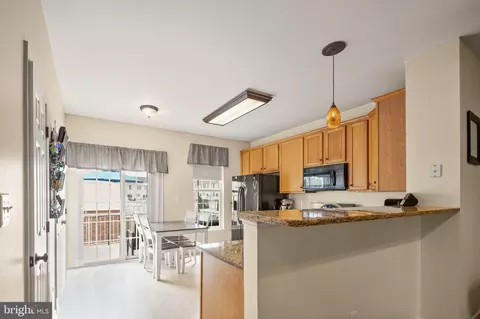 42927 Mccomas Ter, Chantilly, VA 20152 photo 16