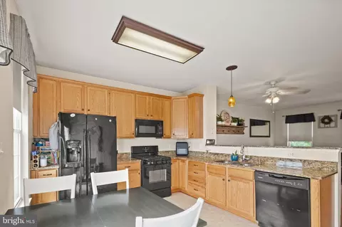42927 Mccomas Ter, Chantilly, VA 20152 photo 20