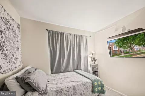 42927 Mccomas Ter, Chantilly, VA 20152 photo 9