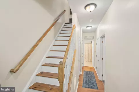 42927 Mccomas Ter, Chantilly, VA 20152 photo 6