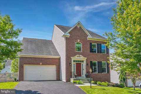 40652 Banshee Dr, Leesburg, VA 20175