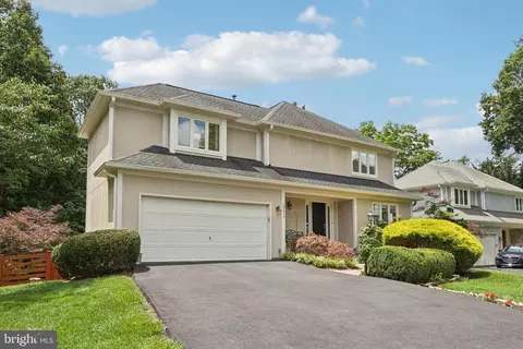 20877 Channel Ct, Sterling, VA 20165