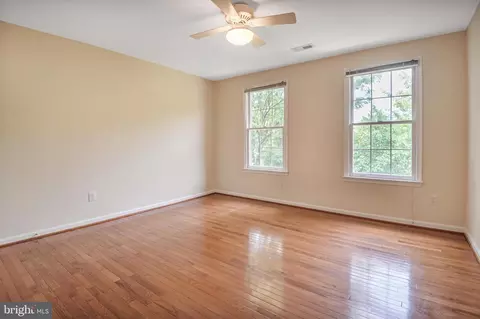 20874 Yellowbloom Ct, Ashburn, VA 20147 photo 22