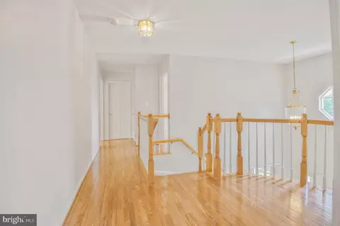 20874 Yellowbloom Ct, Ashburn, VA 20147 photo 24