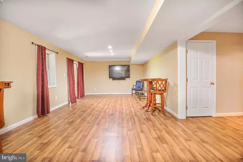 20874 Yellowbloom Ct, Ashburn, VA 20147 photo 26