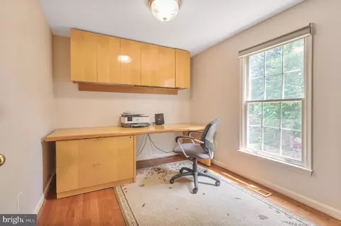 20874 Yellowbloom Ct, Ashburn, VA 20147 photo 15