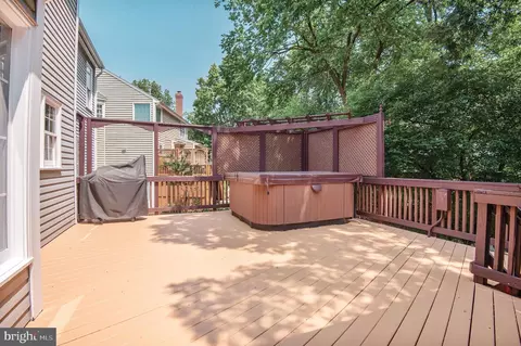 20874 Yellowbloom Ct, Ashburn, VA 20147 photo 33